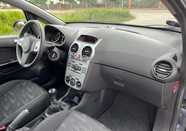 Opel Corsa cena 23899 przebieg: 113220, rok produkcji 2013 z Czersk małe 781